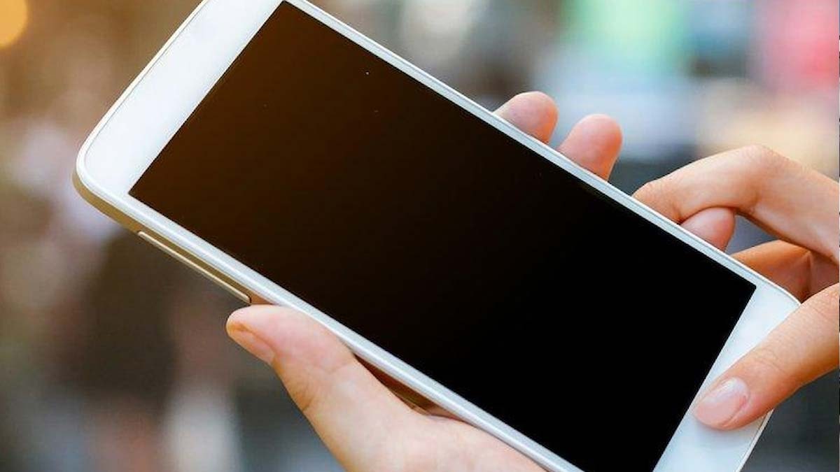 Yurt dışı telefonların kullanım süresi uzatılacak