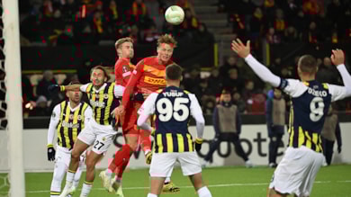 Fenerbahçe, Danimarka'da farklı yenildi, liderliği kaybetti
