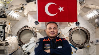 Alper Gezeravcı'dan Türk bayraklı paylaşım