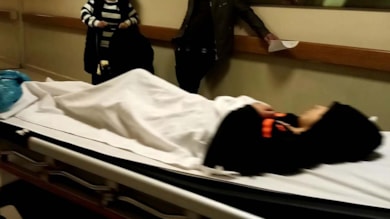 Tiner kutusunu ateşe verdi: Kıyafetlerinin alev almasıyla yandı