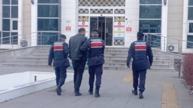 Firari hükümlü sahte sürücü belgesiyle yakalandı