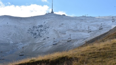 Palandöken Dağı'na kar yağdı