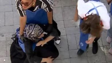 Canlı yayında korkutan anlar: Apar topar hastaneye kaldırıldı