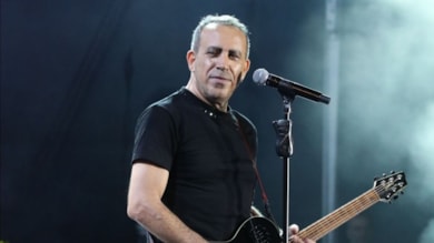 Haluk Levent, apar topar hastaneye kaldırıldı!