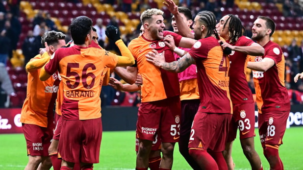 Lider Galatasaray Süper Lig'de 20 maçtır yenilmiyor