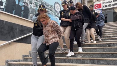 İstanbul'da hırsızlık zanlısı 5 kadın tutuklandı