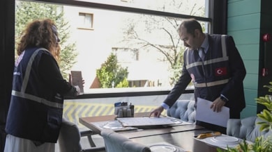 Restorana, 50 bin liralık 'menüde TL eksik' cezası