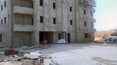 Sıva yaparken 6’ncı kattan düşüp, öldü