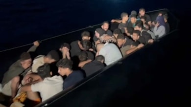 Muğla açıklarında 61 düzensiz göçmen kurtarıldı