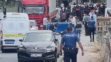 Bir kadın cinayeti daha! Tartıştığı eşini sokak ortasında öldürdü