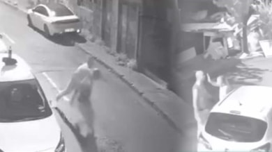 Yolda tartıştığı arkadaşını defalarca bıçaklayarak öldürdü