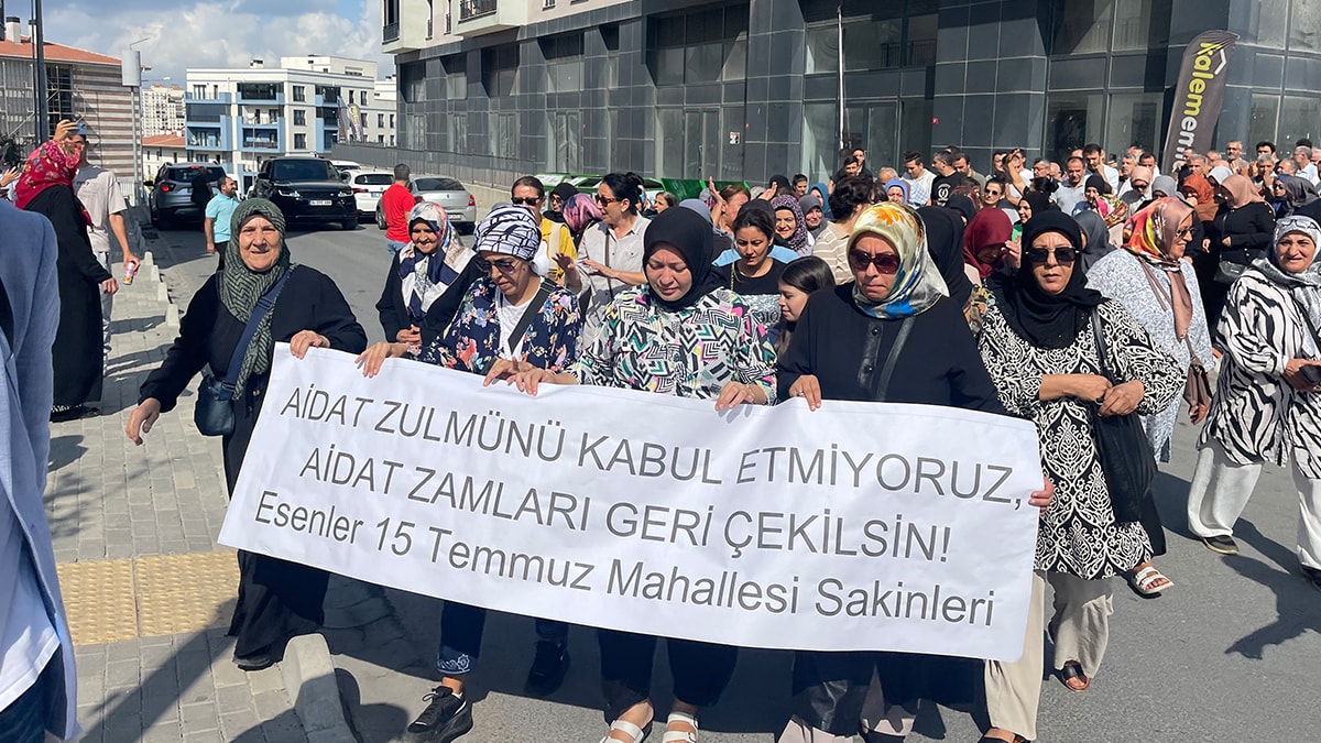 TOKİ konutlarında oturan vatandaşlar aidat zamlarına isyan etti