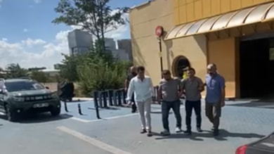 Yardım bahanesi ile yanaştı, telefon çaldı