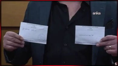 AKP adayının adı oy pusulasında defalarca yanlış yazıldı