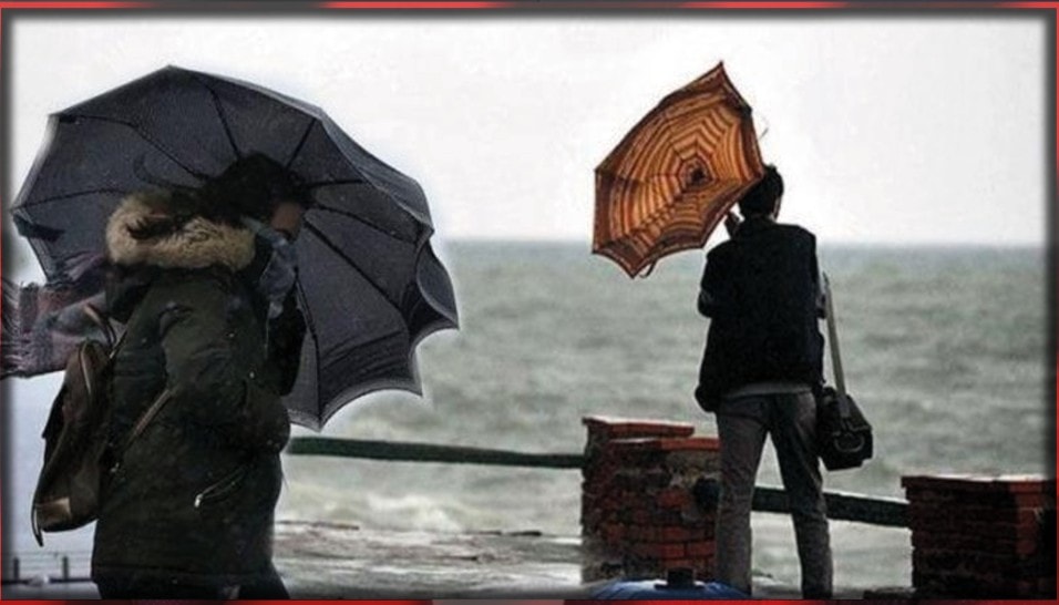 Başkentte şiddetli rüzgar can aldı