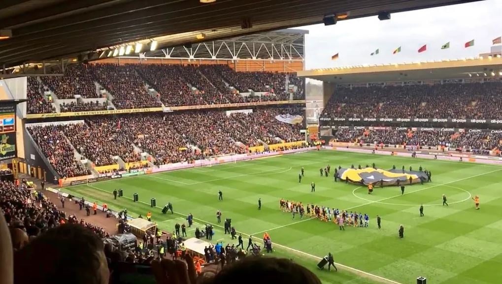 Dev futbol kulübü iflasın pençesinde! Tüm oyuncularını satışa çıkardı