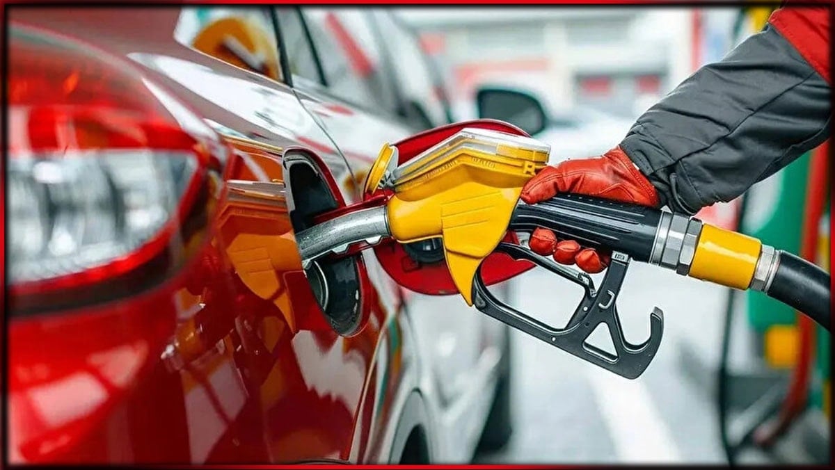 Akaryakıt fiyatları gece yarısı değişti: İndirim geldi