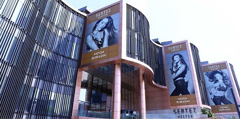 İstanbul'un göbeğindeki AVM zor durumda! Dükkanlar boş kaldı