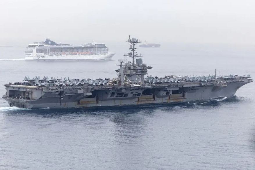 Trump duyurdu: Büyük bir donanma İran'a doğru yola çıktı