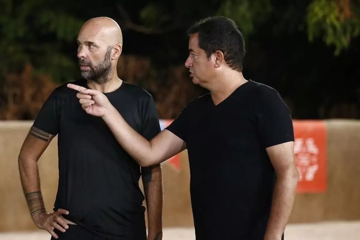 Esat Yontunç hakkında yakalama kararı çıkarıldı