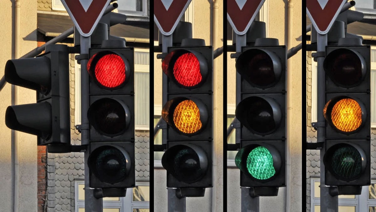 Trafik ışıklarında yeni dönem! Yayalar ve sürücüler için kurallar değişti