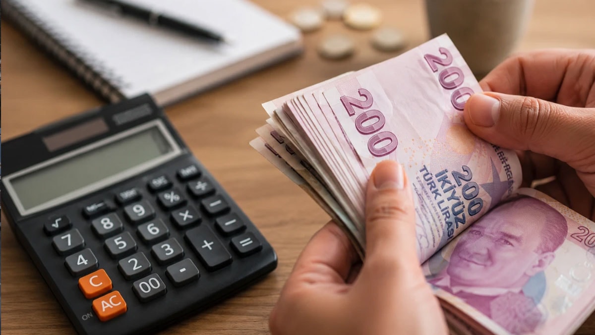 Canlı yayında kuruşu kuruşuna hesaplandı! Memur, emekli ve asgari ücretlinin yeni maaşı