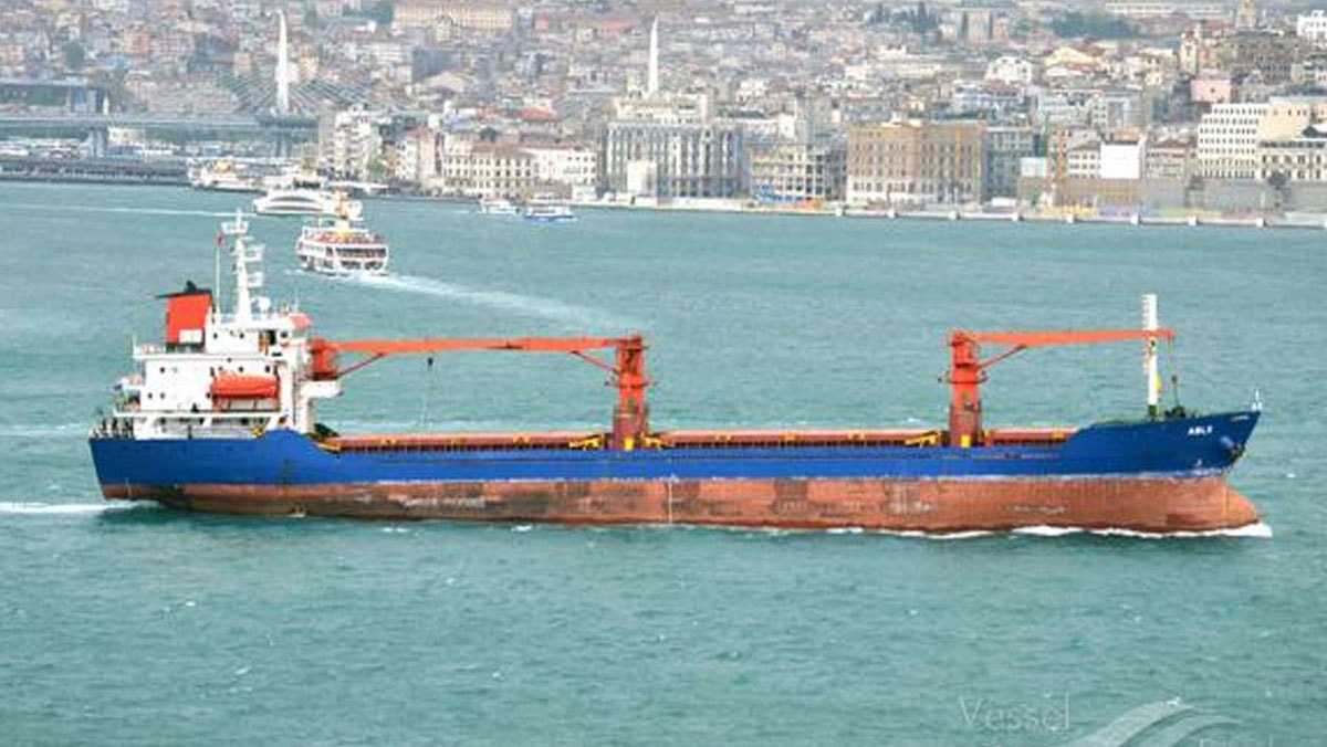 Türk gemisi vuruldu, 10 mürettebat öldü! Kimseden ses yok