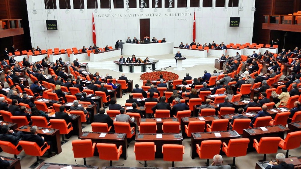 Meclis’ten fon kararı: Satış bekleyenler de tasfiyeye dahil