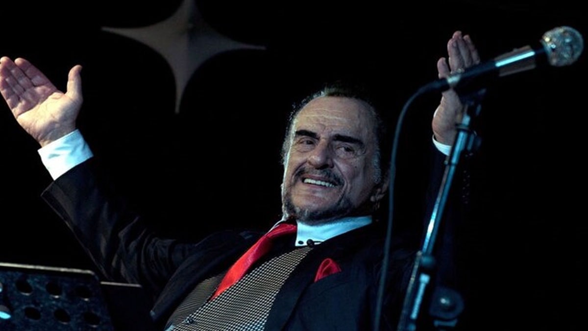 Şarkıcı Alpay 91 yaşında hayatını kaybetti