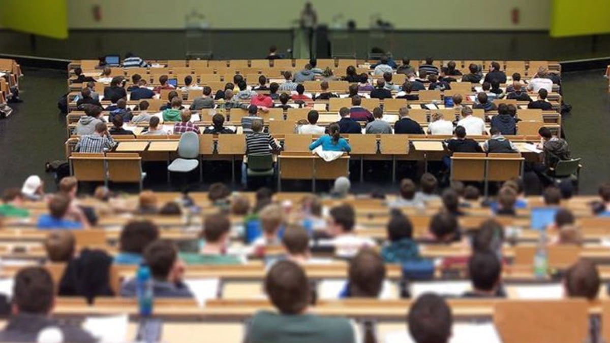 5 yılda 453 bin 852 öğrenci parasızlıktan kayıt dondurdu