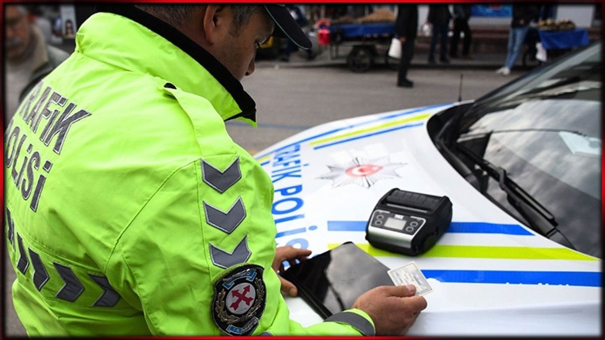 Trafikte bunu yapanın ehliyetine el konulacak!