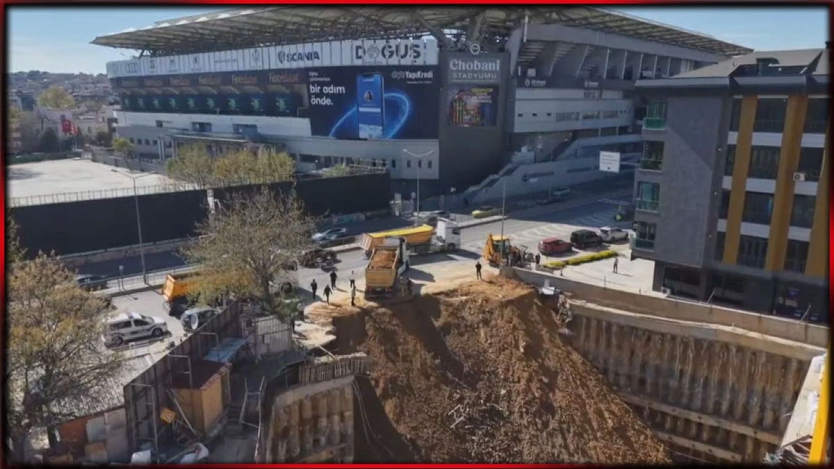 Kadıköy’de stadyum yanı inşaatta çökme meydana geldi