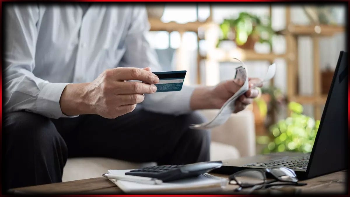 Kredi kartı ile fatura ödeyenler yandı: Faiz üstüne faiz ödeyecekler!