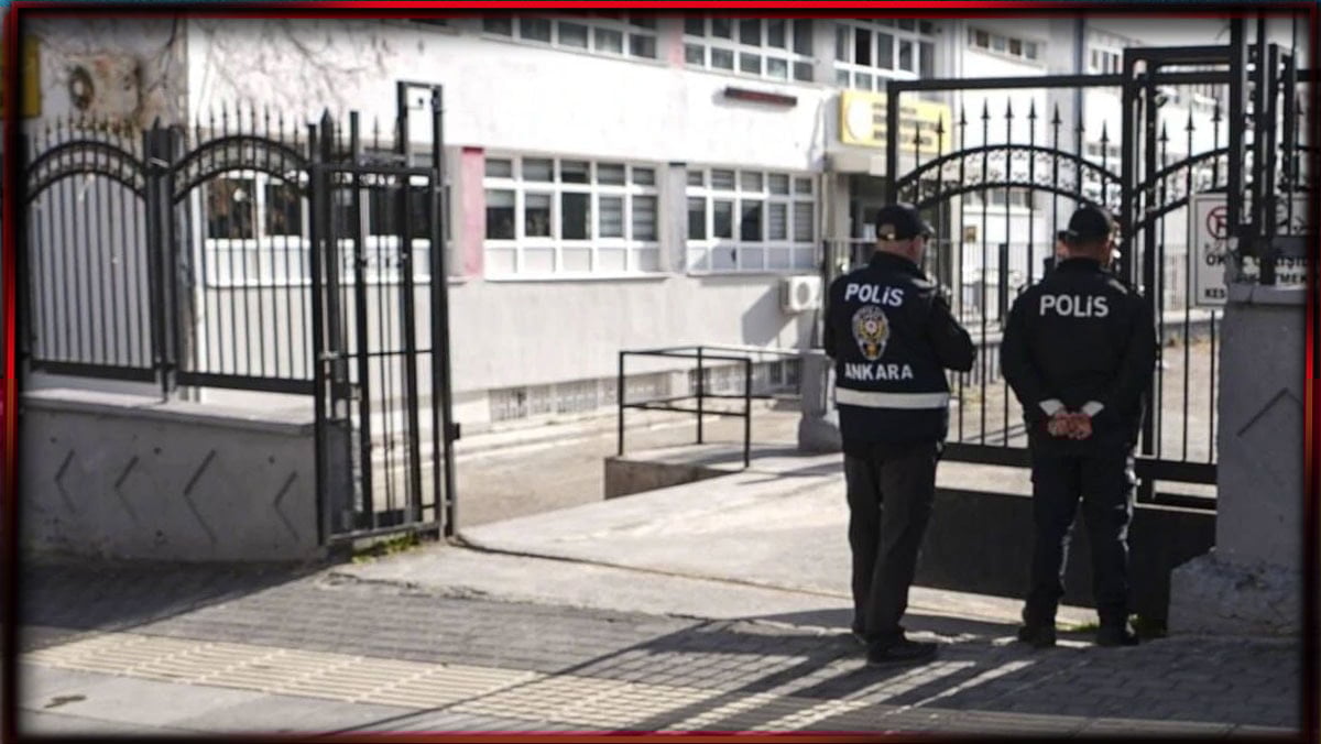 81 ilde okul önlerinde polis nöbeti başlıyor