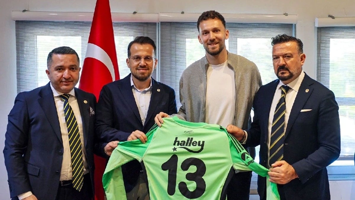 Fenerbahçe'de 3 yıllık imza