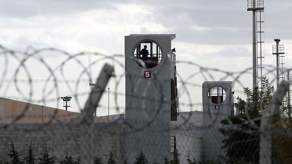 AKP'li eski vekil ifşa etti: Bin 500 PKK’lı sessizce tahliye edildi