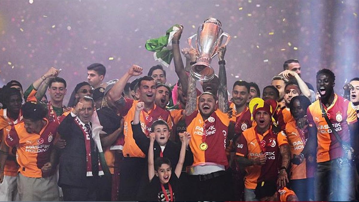 Üst üste 4. sene 26. kez şampiyon Galatasaray!