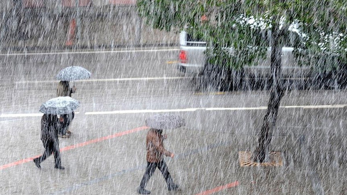 Meteorolojiden gök gürültülü sağanak uyarısı