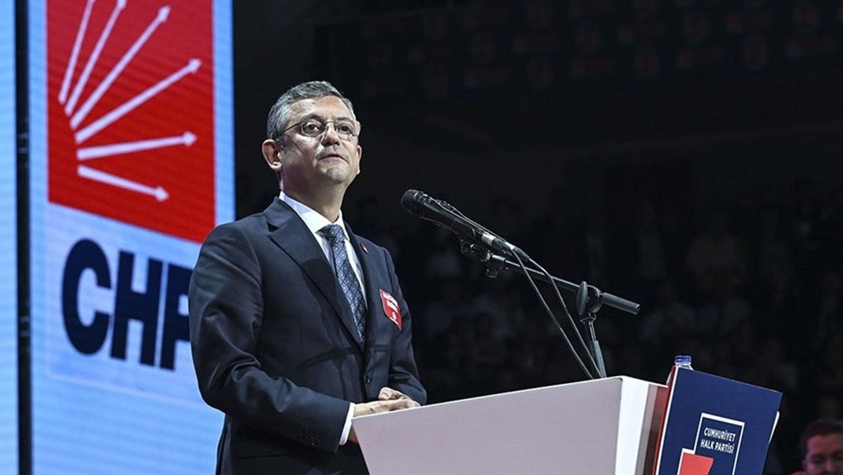 Özgür Özel CHP Grup Başkanı oldu