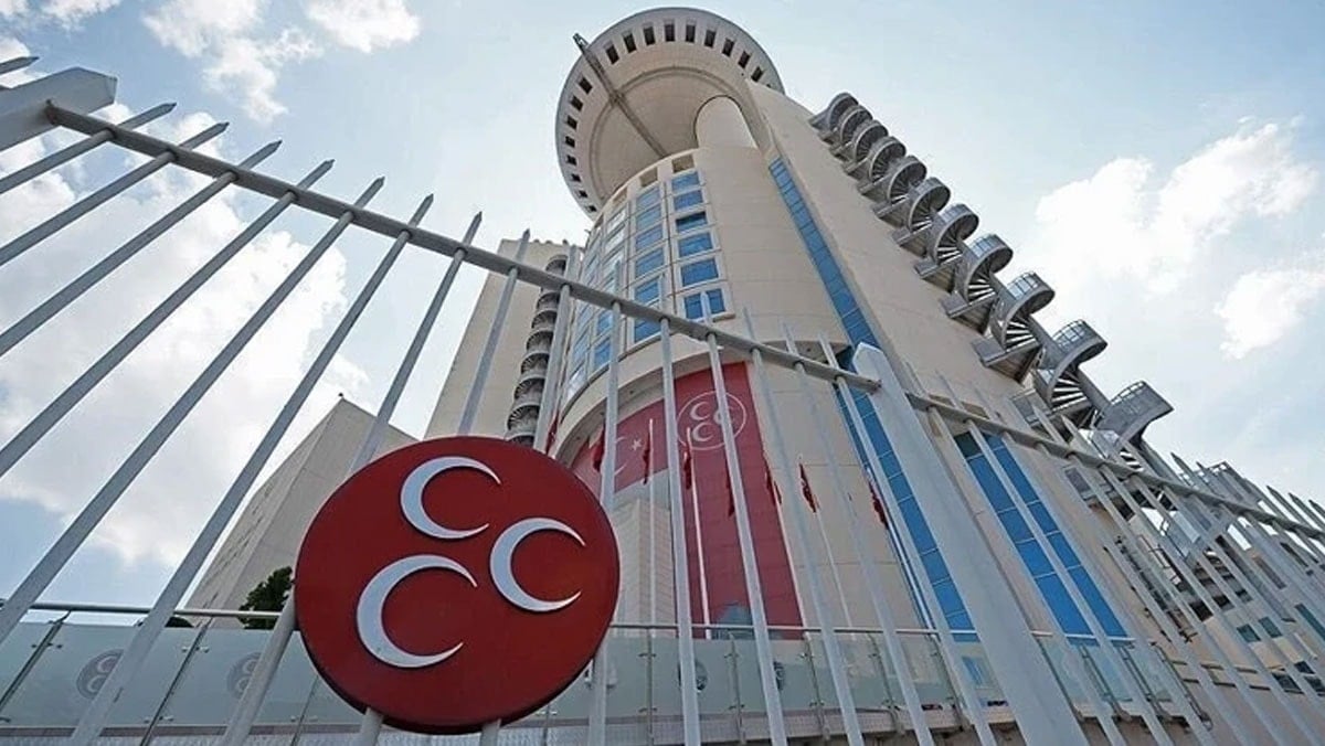 MHP'de bir il teşkilatı daha feshedildi