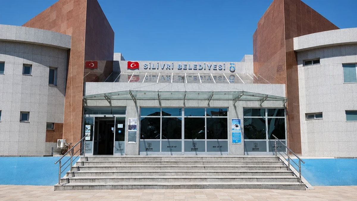 Silivri Belediyesi’ne “yolsuzluk” operasyonu: 17 gözaltı