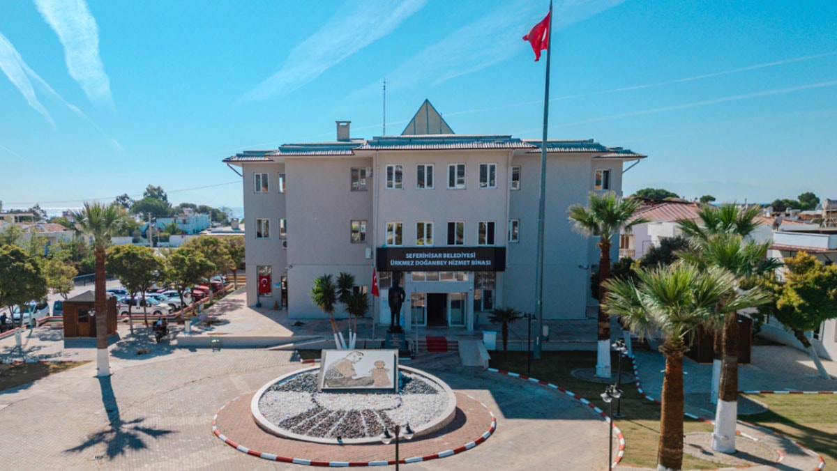 CHP’li belediyeye rüşvet operasyonu: 6 gözaltı, Veli Ağbaba'nın danışman da listede