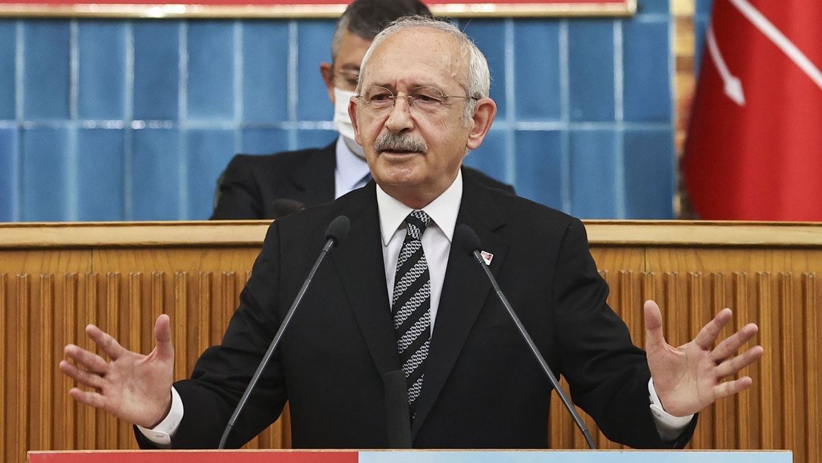 Kılıçdaroğlu'na sanat dünyasından bir darbe daha: Bir bir ya