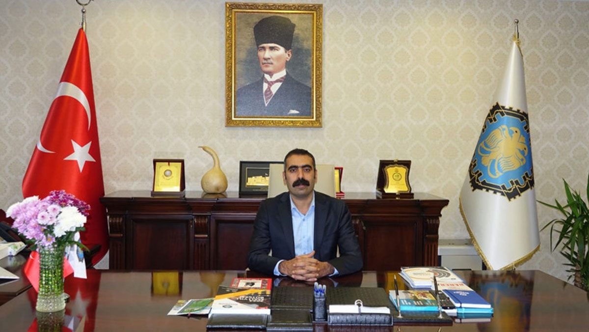 Büyükşehir belediye Eş Başkanı Doğan Hatun, istifa etti