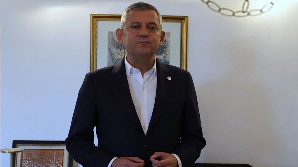 Özgür Özel, YENİ Parti için bağış kampanyasını duyurdu