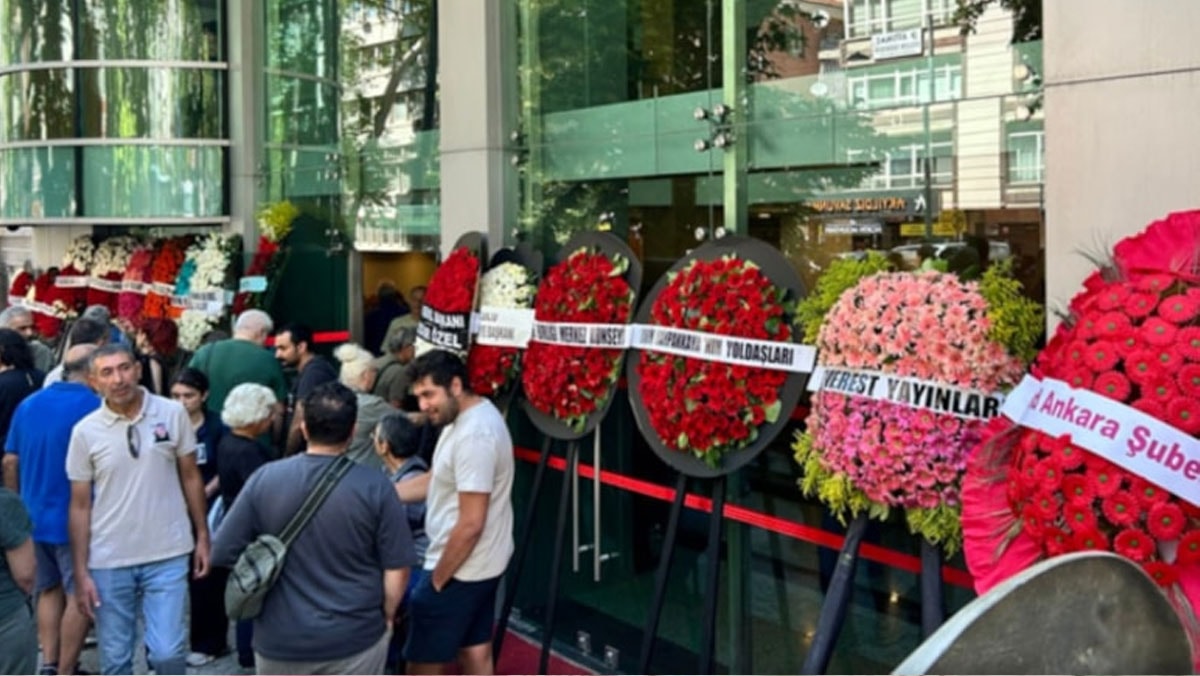Kılıçdaroğlu'nun çiçeği Ahmet Telli'nin cenazesine sokulmadı, çiçekçi geri götürdü