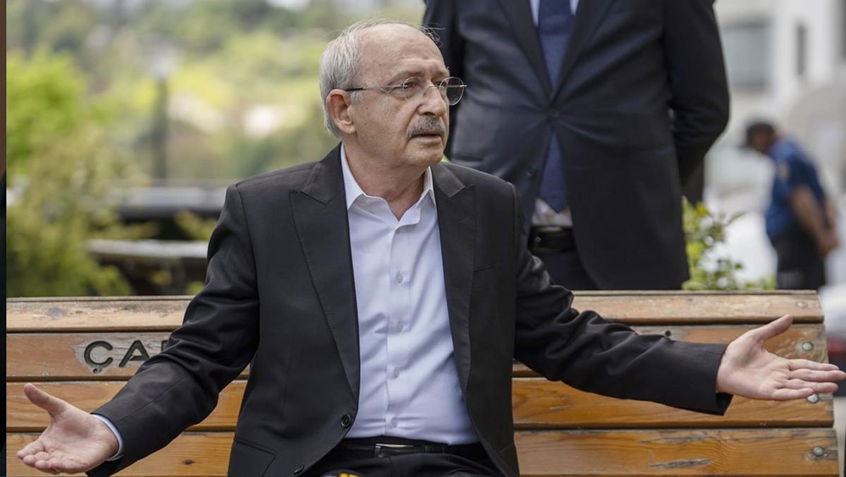 CHP'de yaprak dökümü! 200'ü aşkın belediye başkanı istifasını verdi