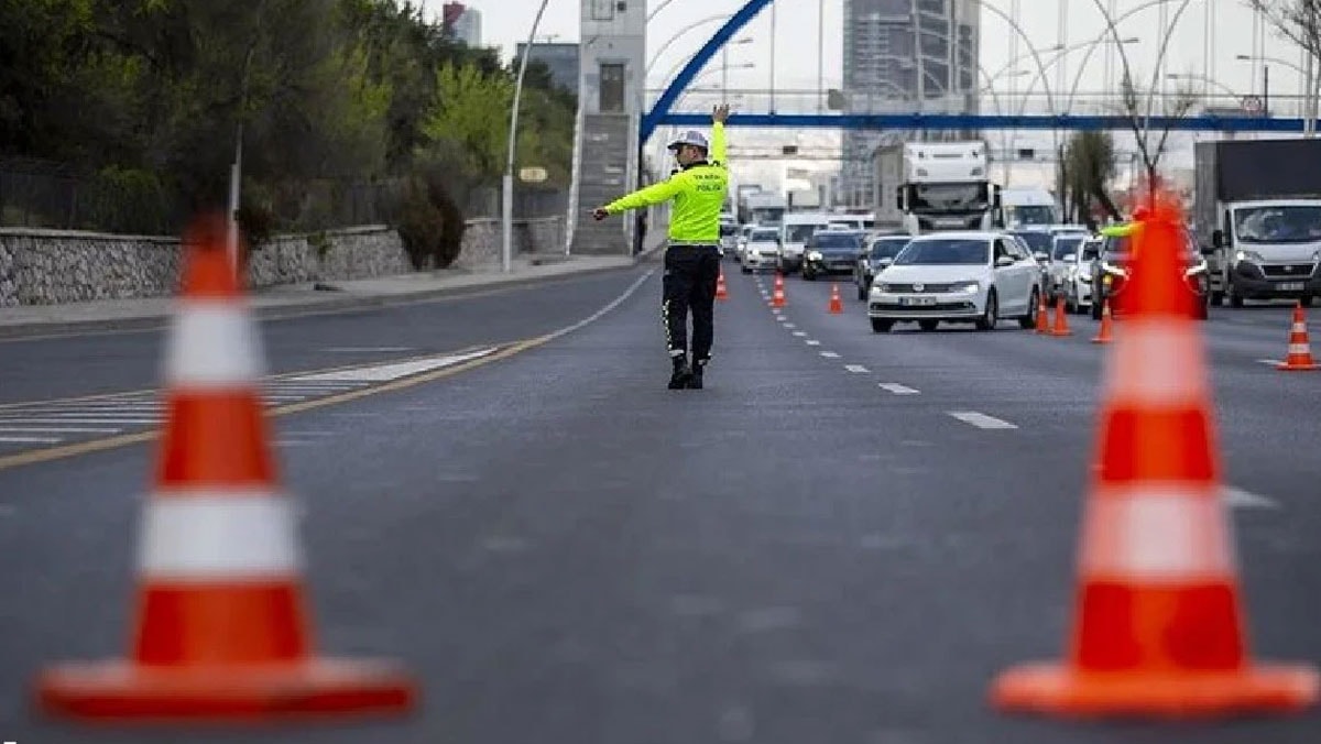 İstanbul'da bu yollar 12 saat boyunca kapalı olacak