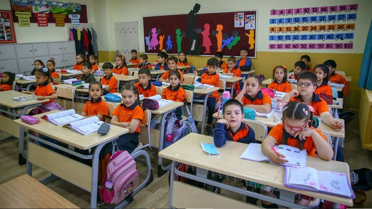 Çocuğu okula başlayacak velileri ilgilendiriyor! İdari izin hakkı geliyor