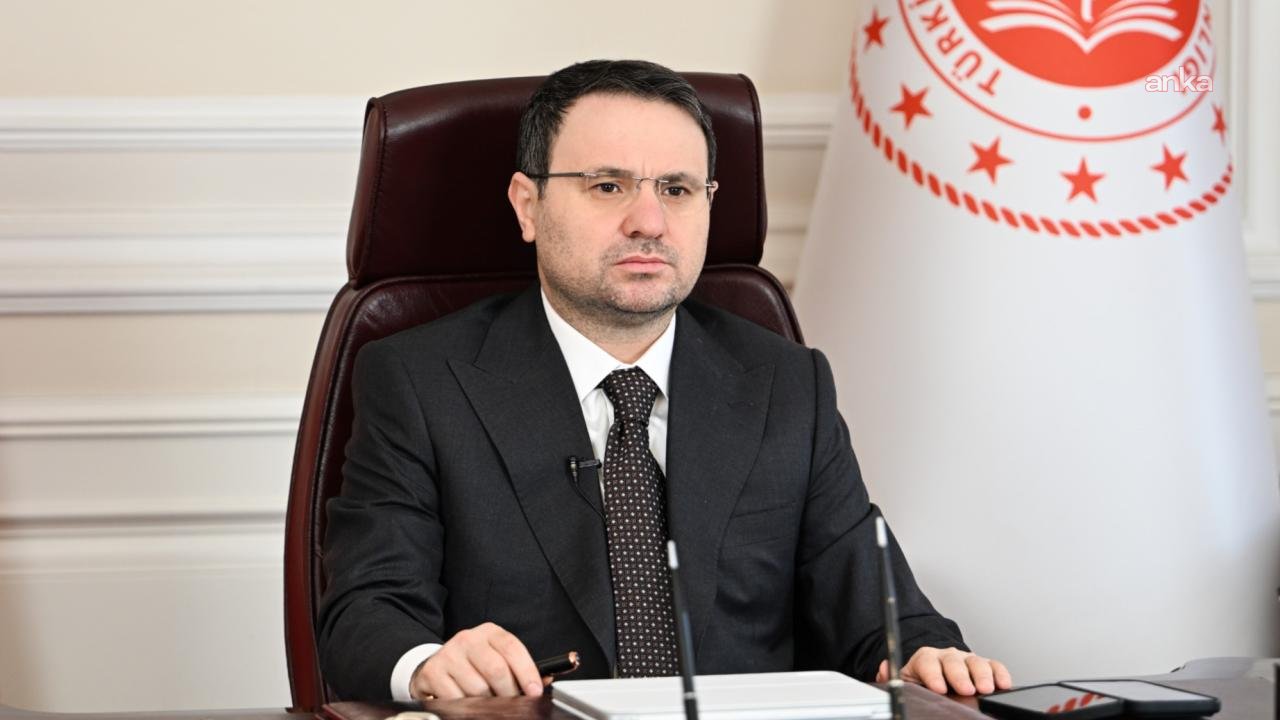 Adalet Bakanı Akın Gürlek, adliyelerde dijital güvenlik ve dezenformasyonla mücadele büroları kurulacağını açıkladı.